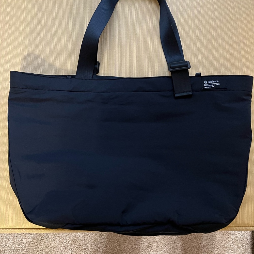 lululemon athletica Black Tote Bag